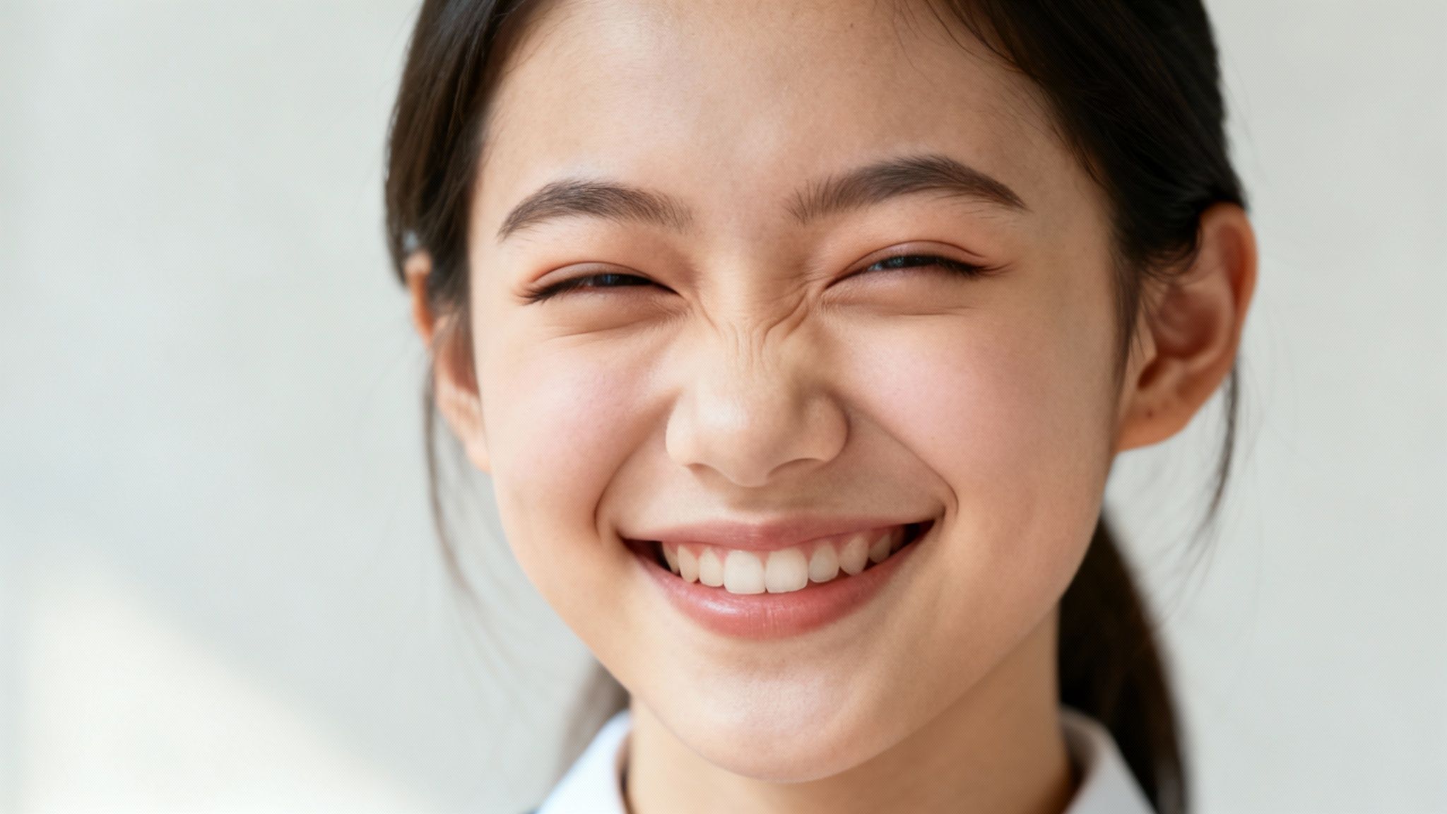 The Squinch Technique for Natural Eye Expression