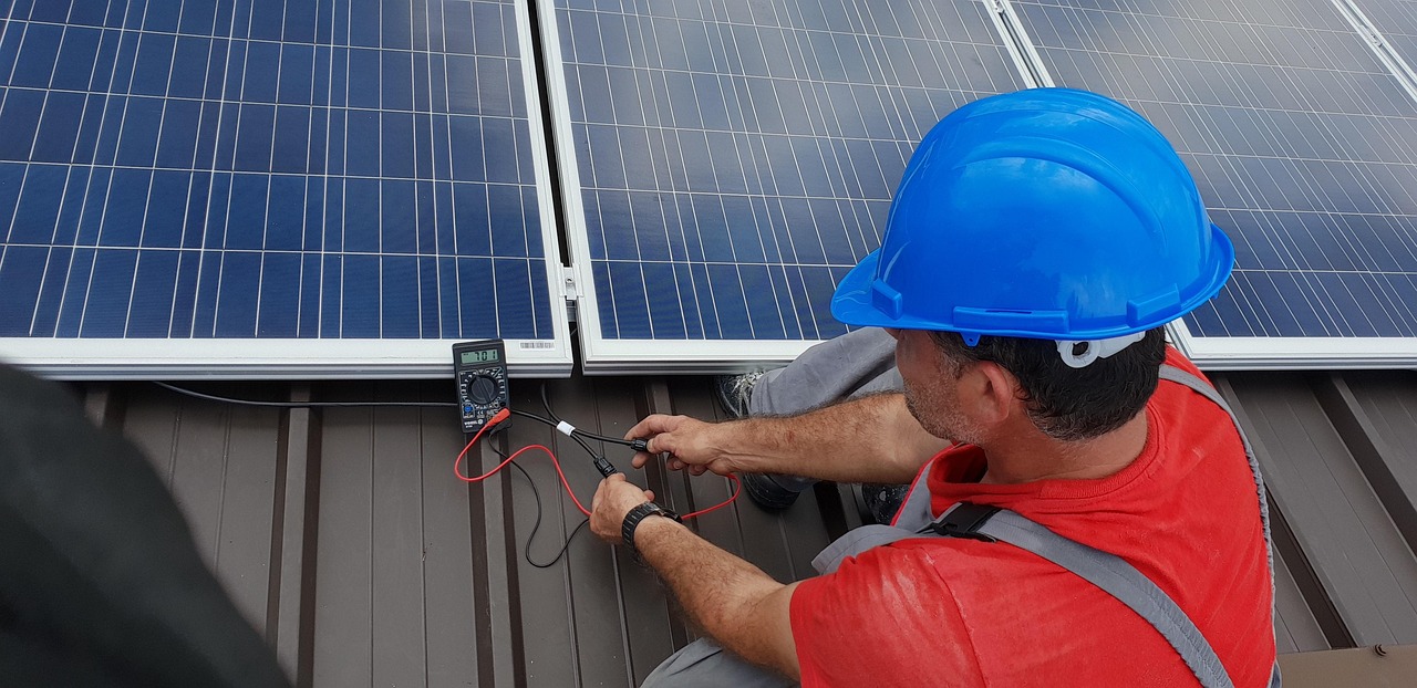 Pros and Cons of DIY Solar Panel Installation