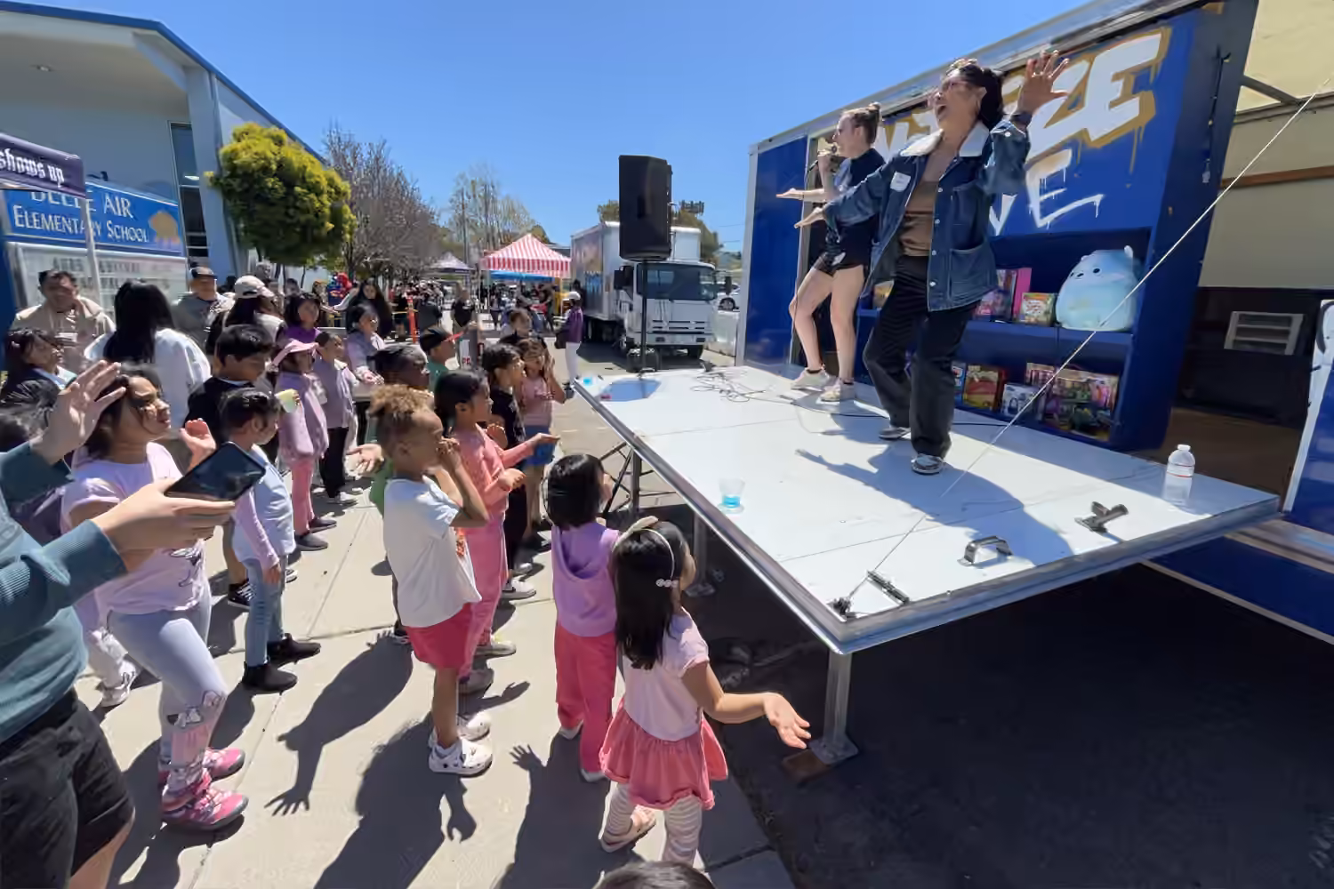 Levantar Easter Celebration