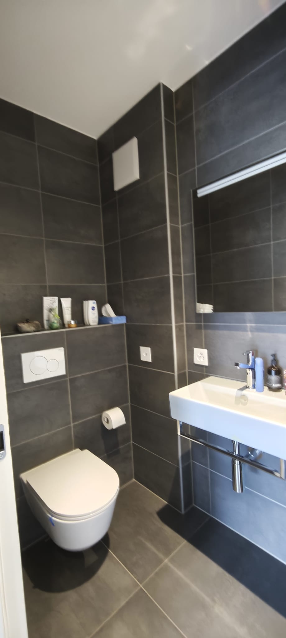 Secondo bagno con doccia