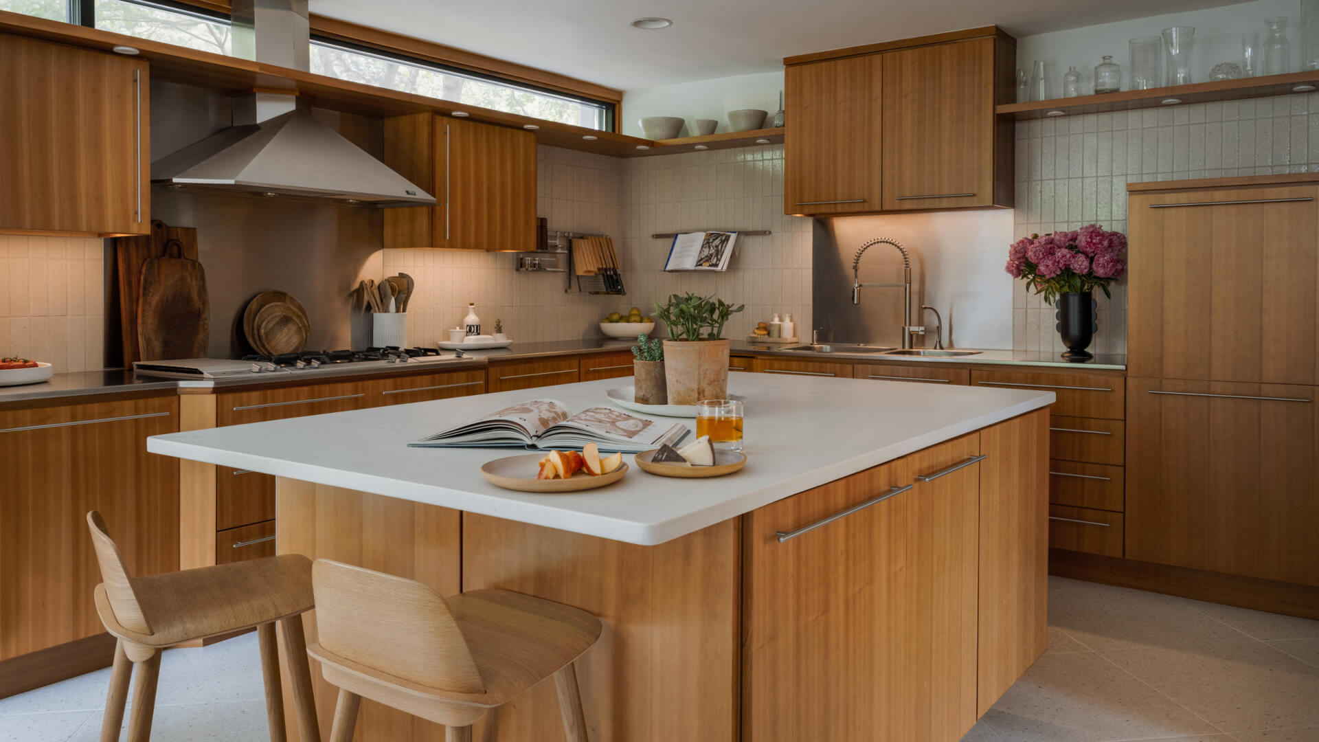 What to Do When Your Kitchen Cabinets Lack Storage Space in Connecticut