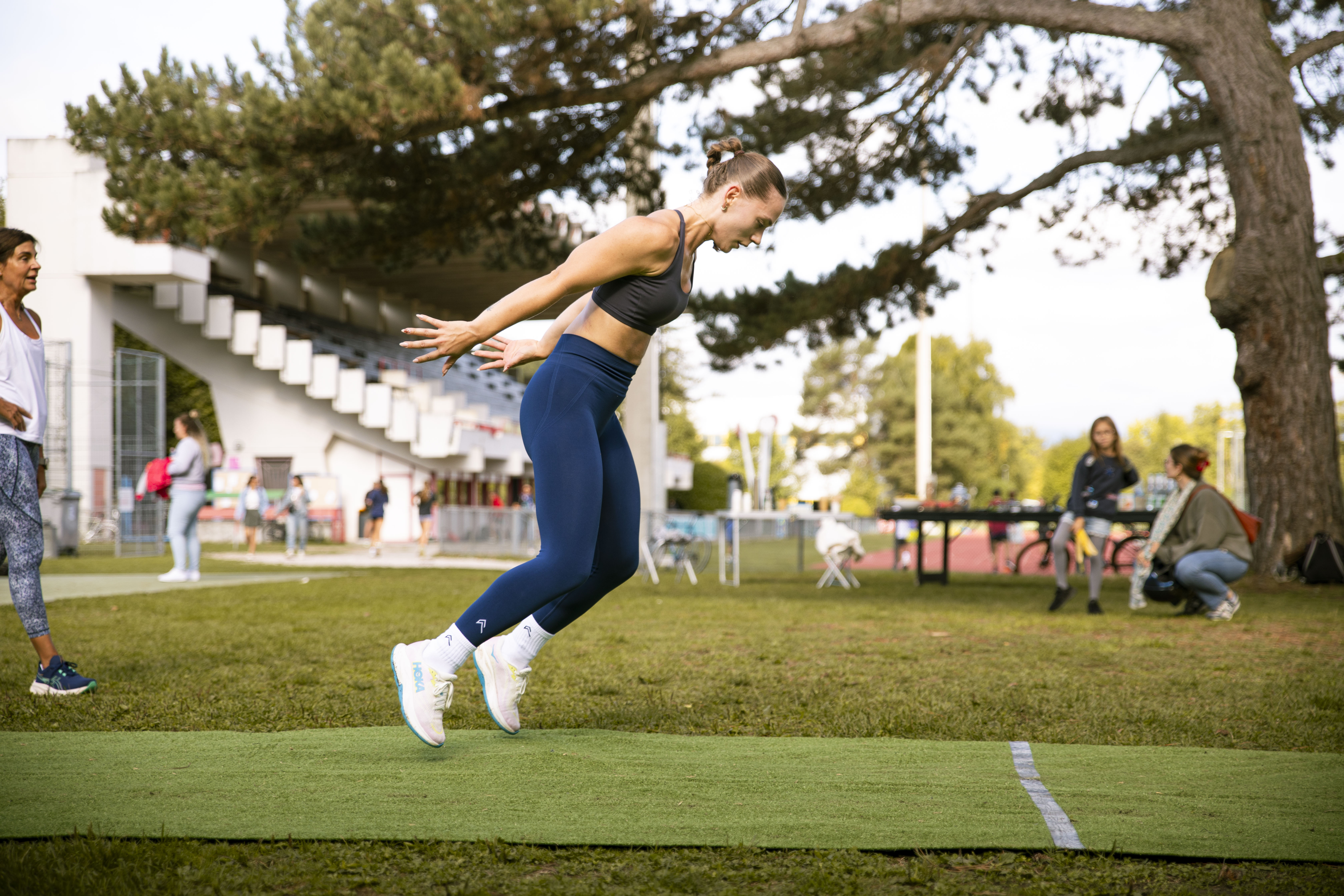 T Shirt bowl & chill