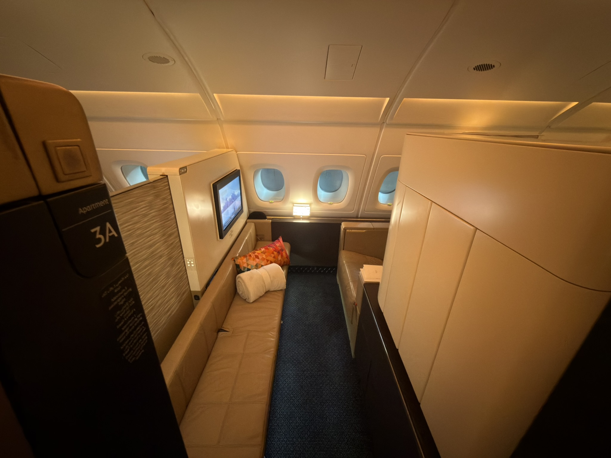 Etihad Apartments, Full 2025 Review [AUH-YYZ]