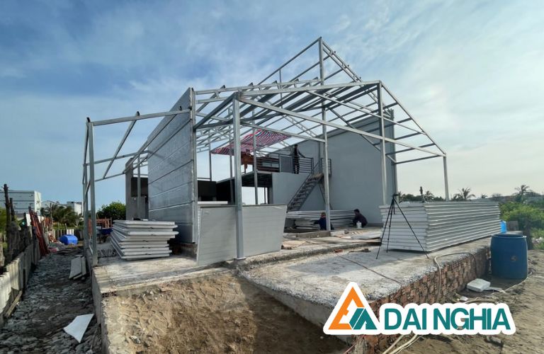 Cấu tạo của nhà lắp ráp