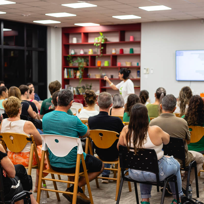 PROSAS COM A ESCOLA Formação de Professores “O MEA como plataforma pedagógica: conexões entre o currículo e os espaços não escolares”