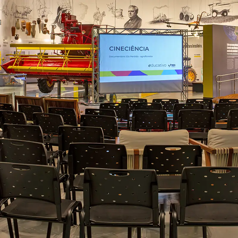CINE CIÊNCIA Exibição de documentários educativos para estudantes