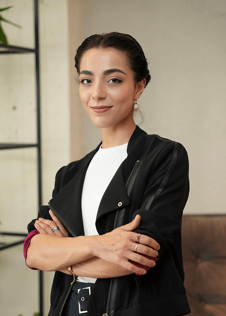 An image of a business woman working for Pharmbills