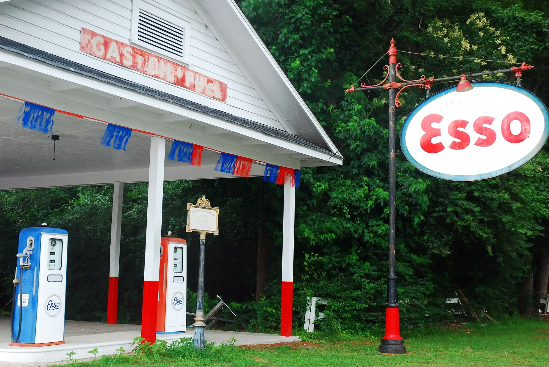 The Esso Club
