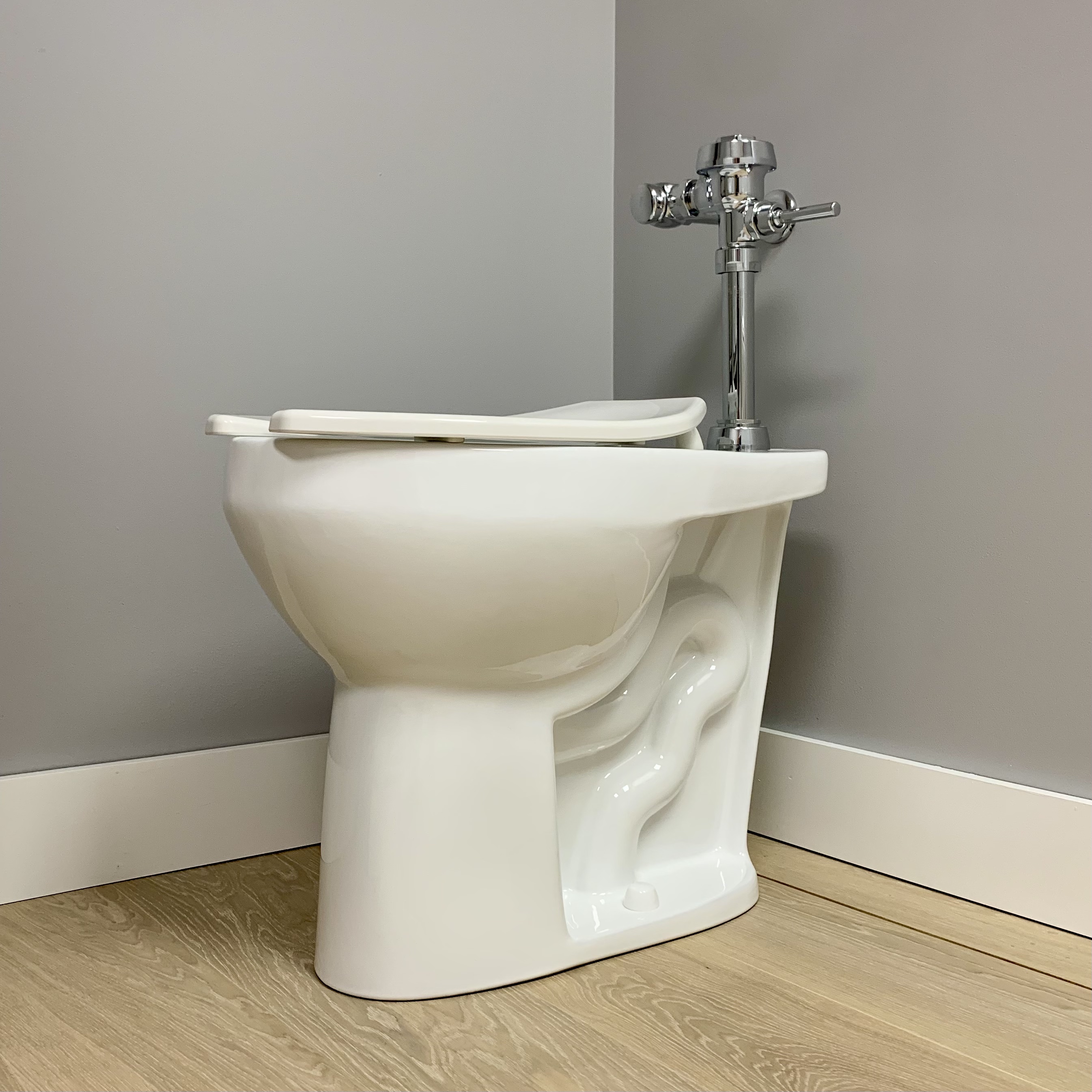 Commercial versions of Convenient Height toilets are specifically engineered for high-traffic environments such as hospitals, hotels, airports, rehabilitation centers, senior facilities, government buildings, libraries, and other commercial or institutional settings