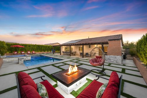 Sandstone Retreat - Desert Hot Springs, CA