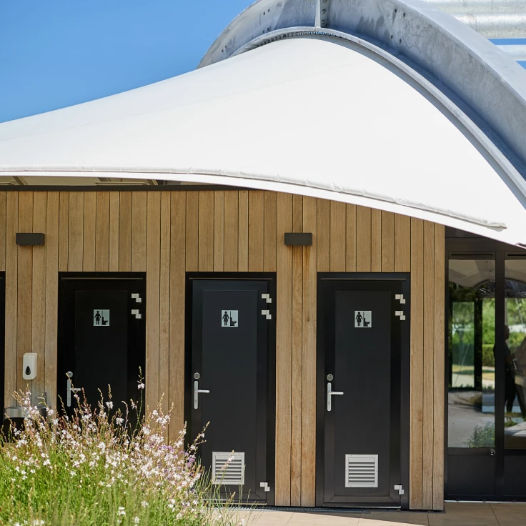 Toiletgebouw overkapping Vrouwenpolder - Polyned