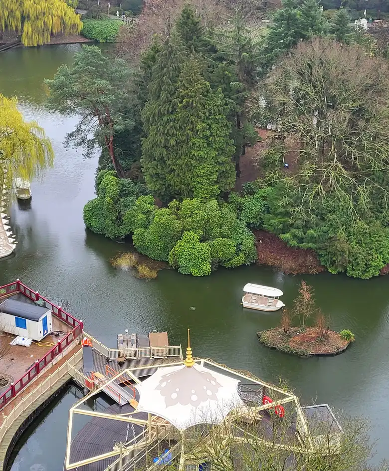 Overkapping attractie Gondoletta Efteling