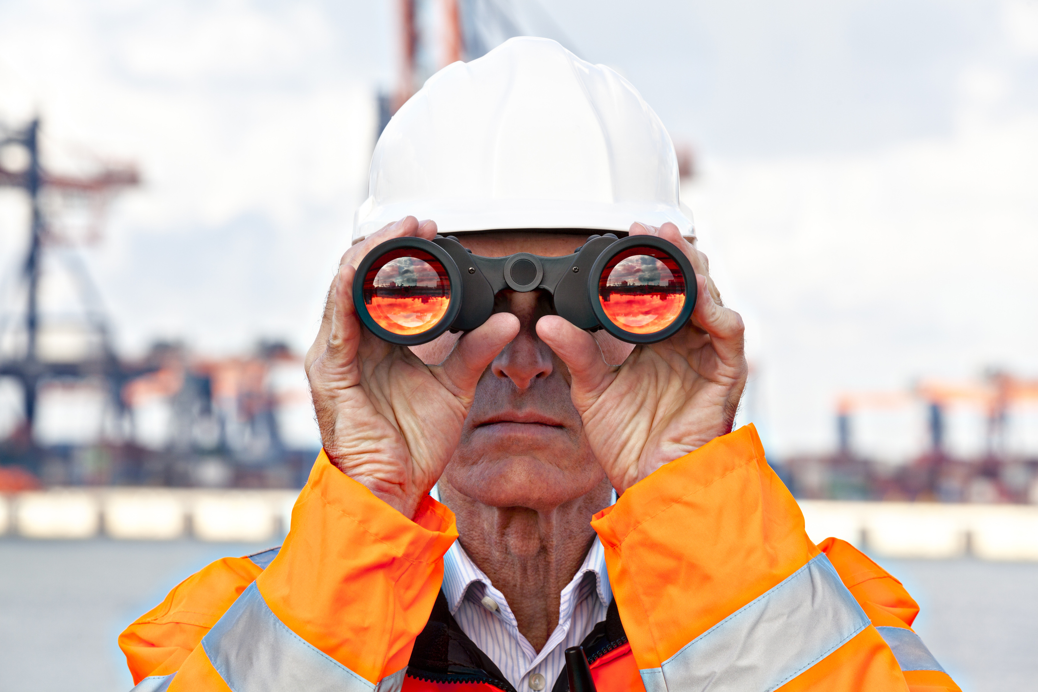 Solution Architect Microsoft - 67063e247b40b0a07dd0a2ba 6572fbe061f19ec3f0195020 IStock 170052547 