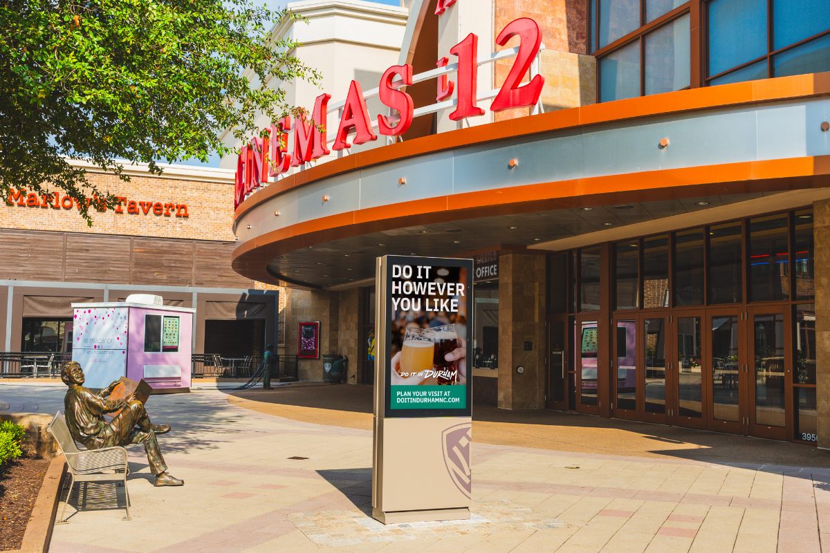 digital out-of-home advertising