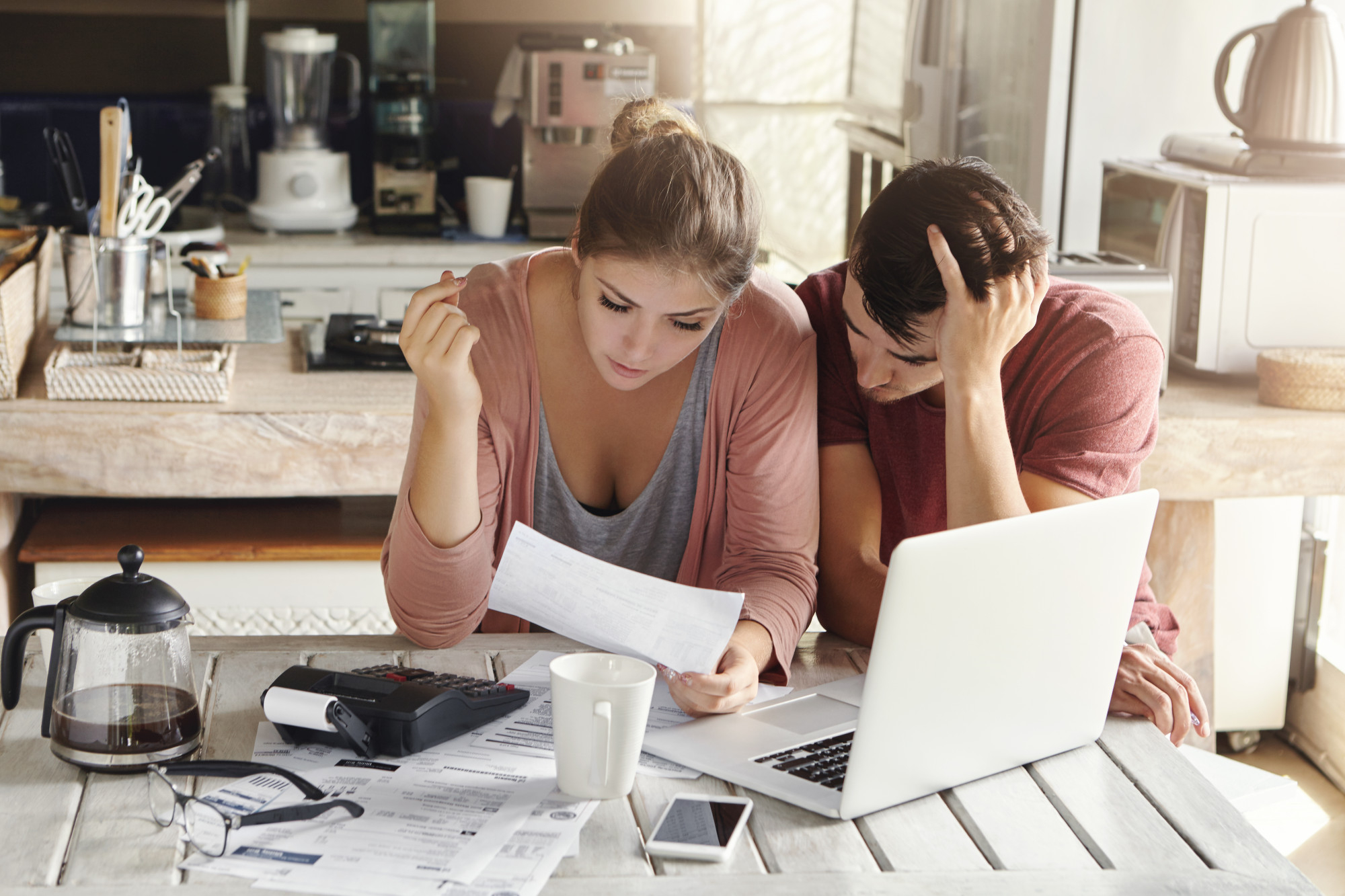 SME owners in Canada struggling with tax documents due to inaccurate DIY bookkeeping practices.