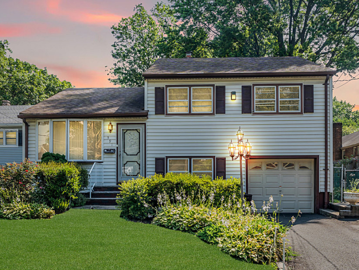 Under Contract - 591 Linden Ave, Rahway, NJ