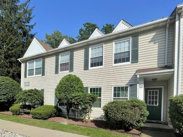 Under Contract - 23 Hanover Square Unit #23D, Middlesex, NJ