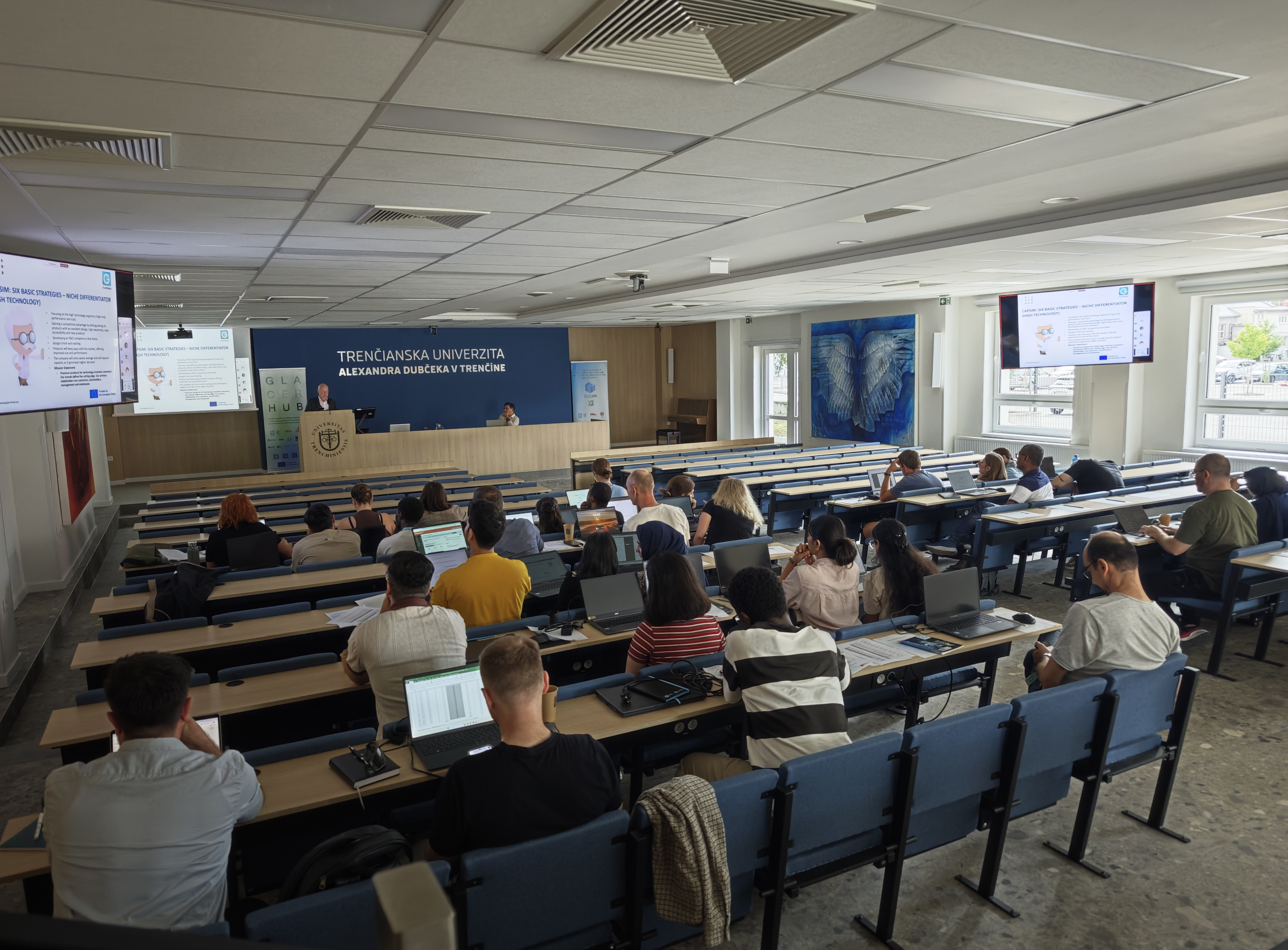 Three Days of Strategy, Simulation and Entrepreneurial Thinking
