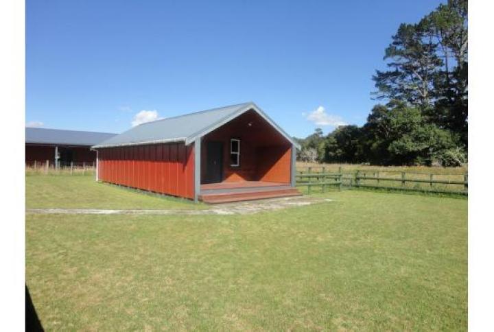 Te Kahika Marae