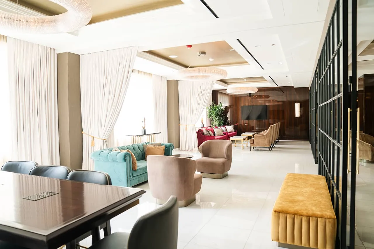 The solarium at Grill on 21