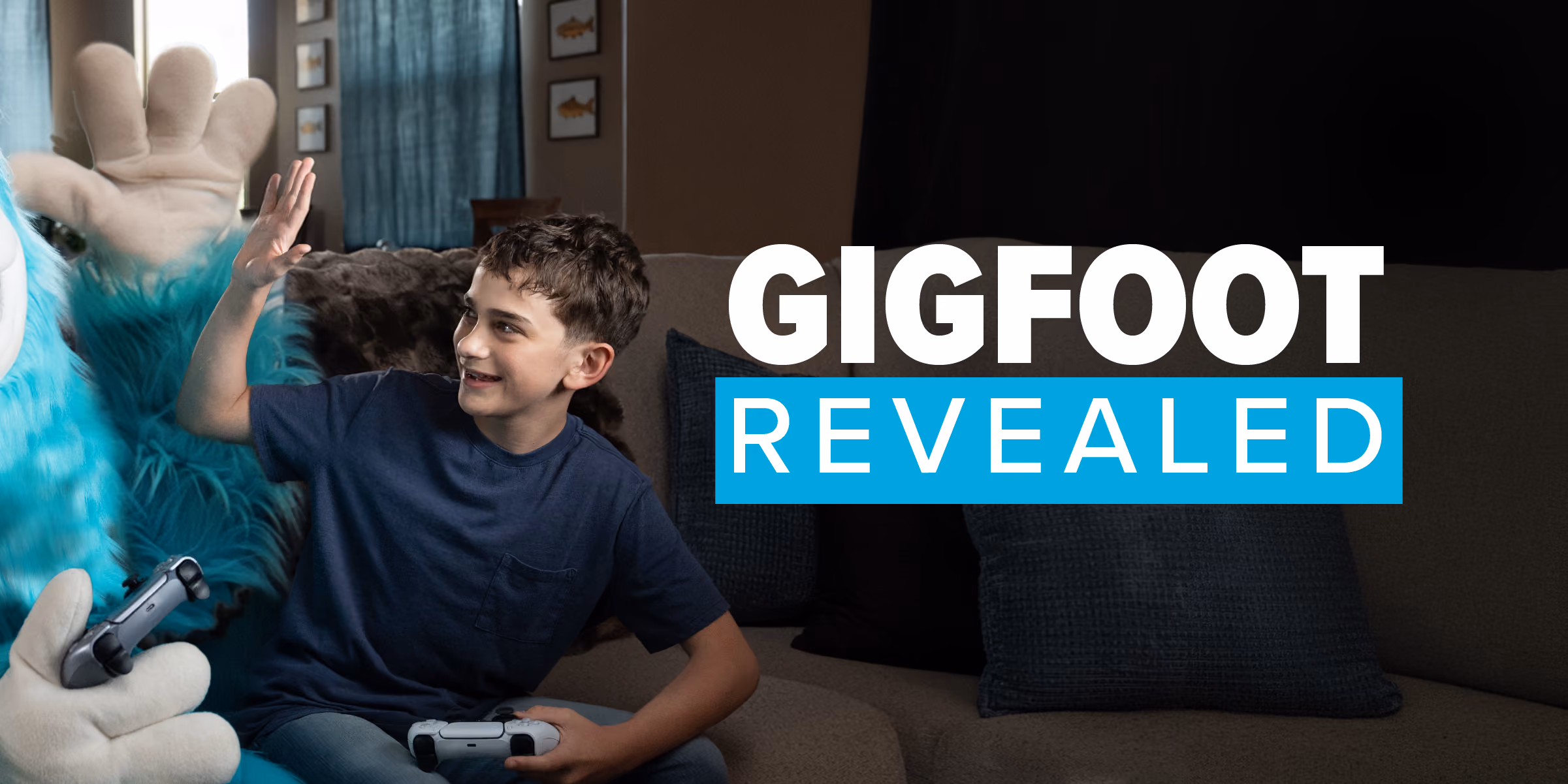 Picture of a kid high-fiving Gigfoot