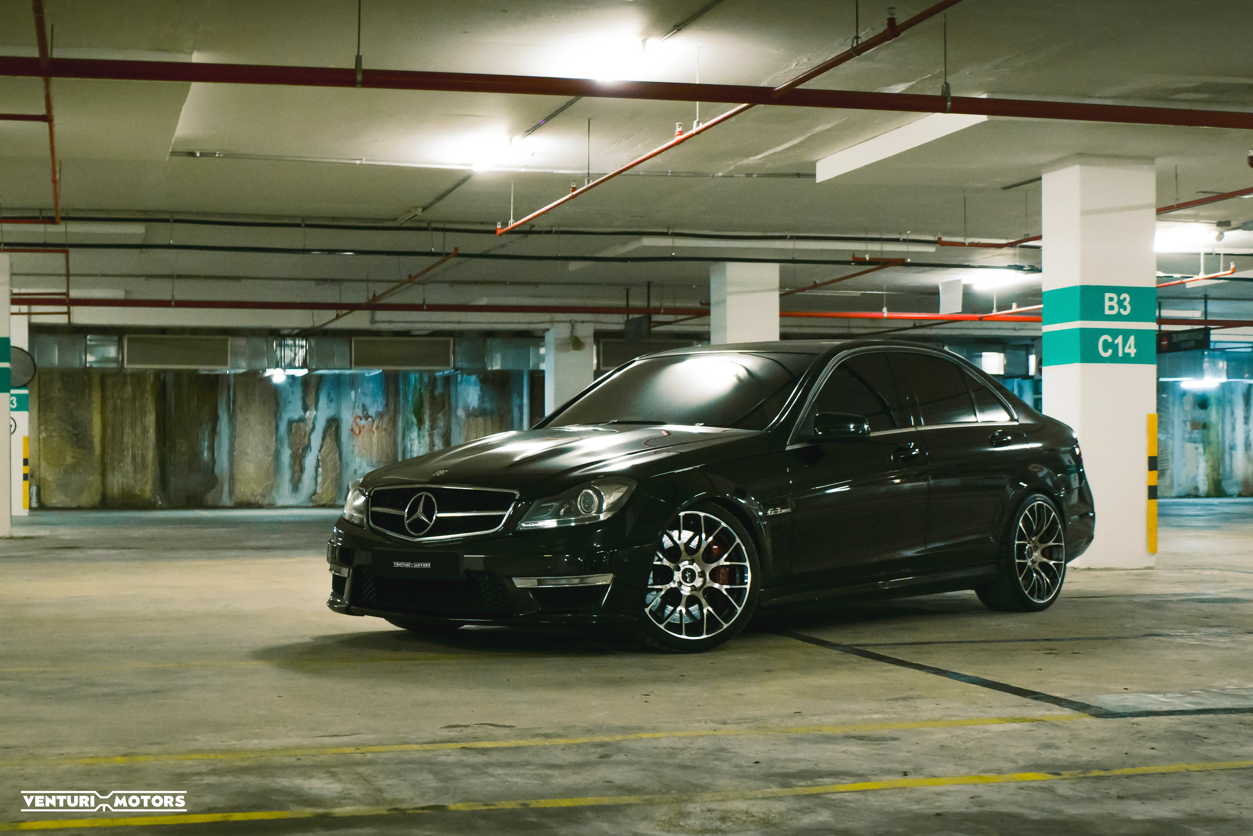 2011 Mercedes-Benz W204 C63 AMG