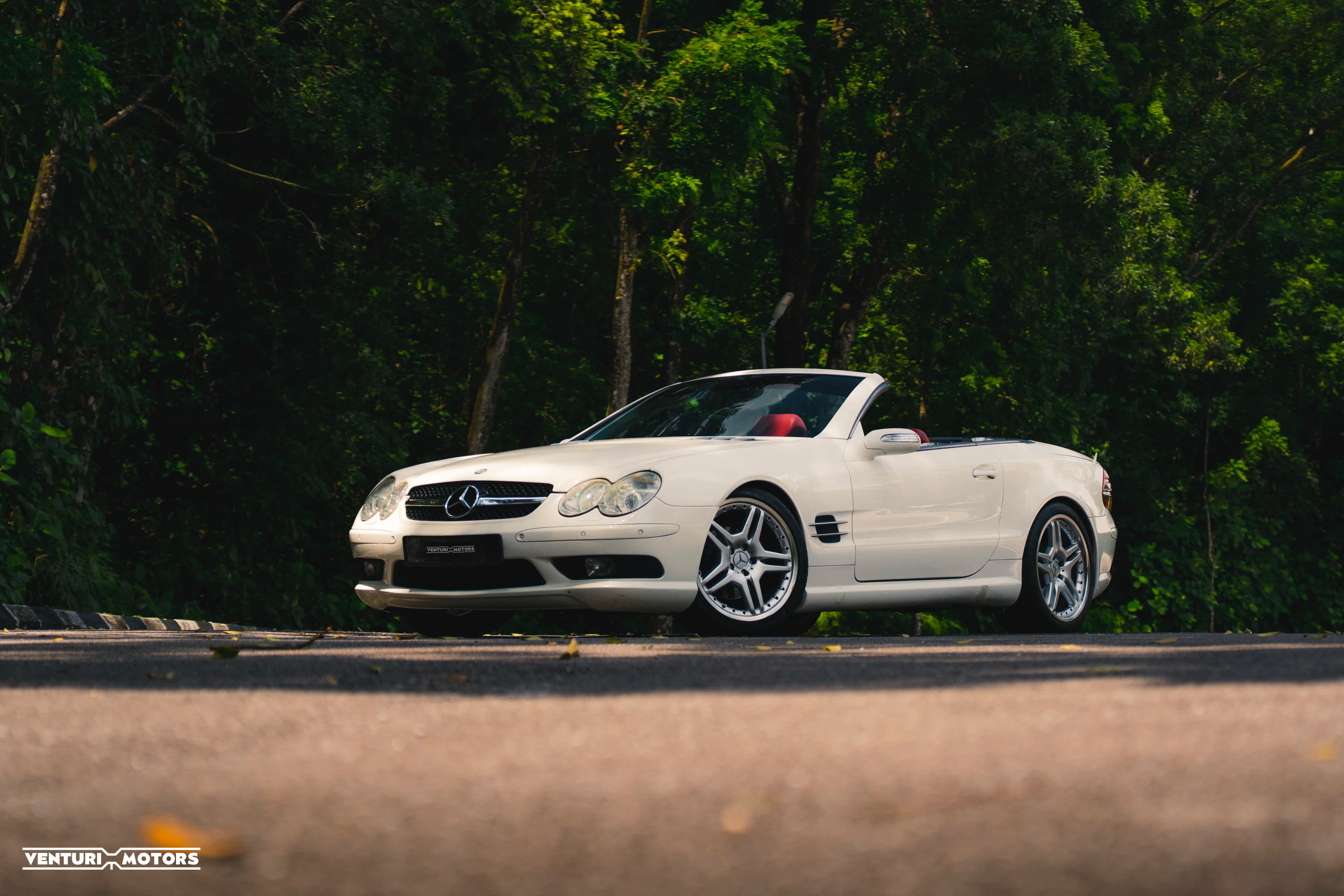 2003 Mercedes-Benz R230 SL350