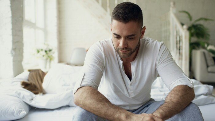 No erection due to stress? Causes and solutions | Fellos