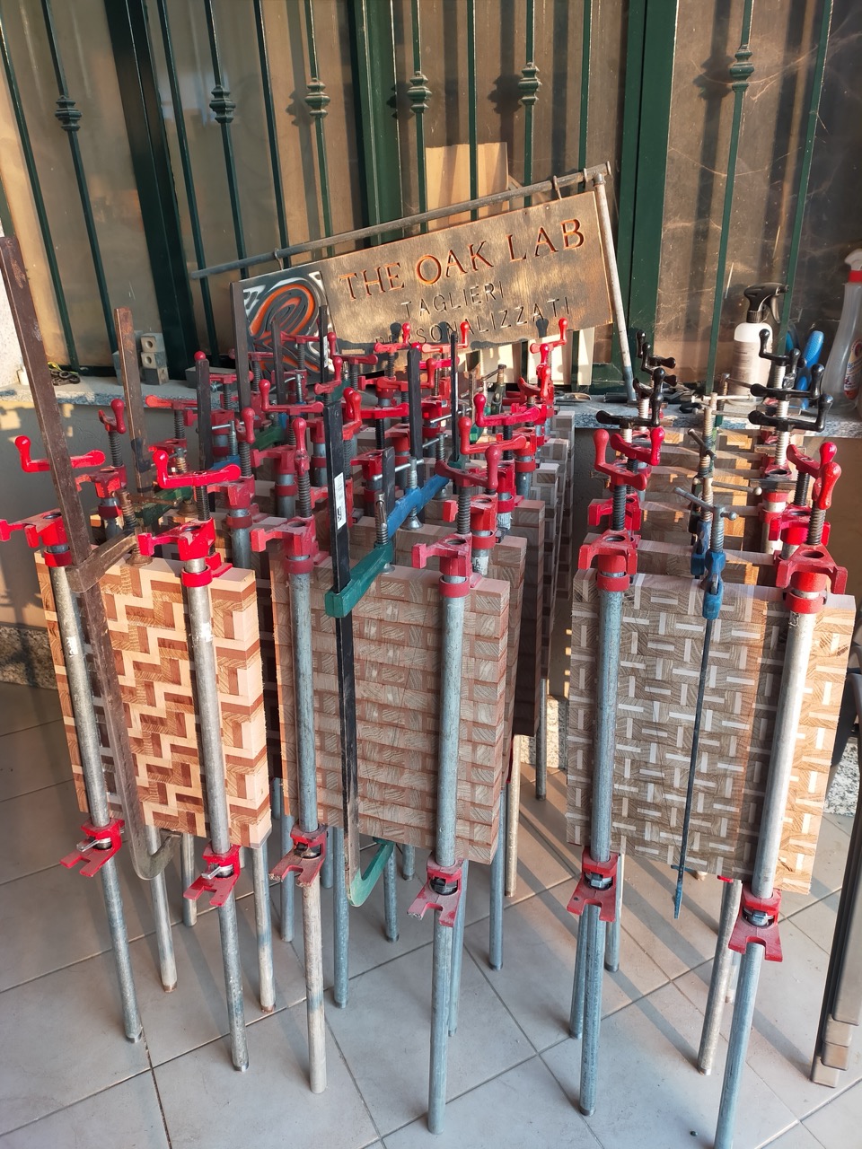 Oak Lab - In strettoio