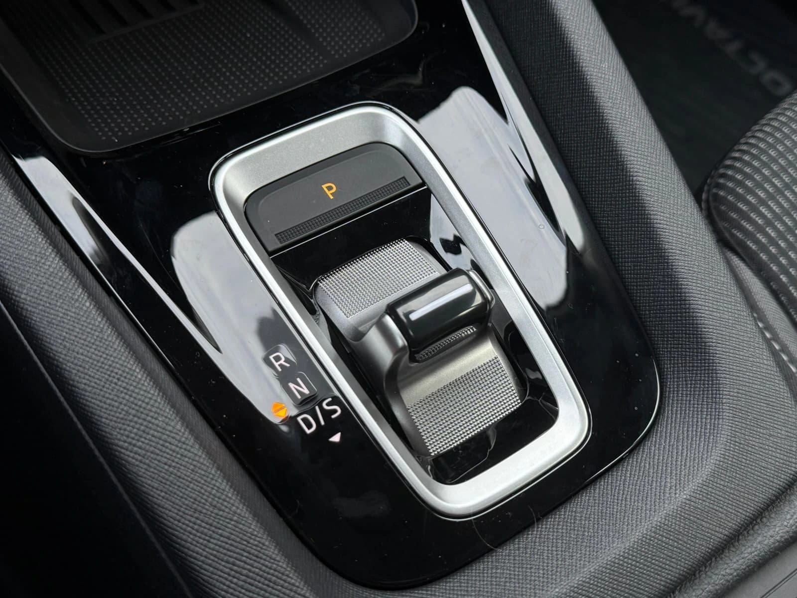 DSG gear selector of the Skoda Octavia
