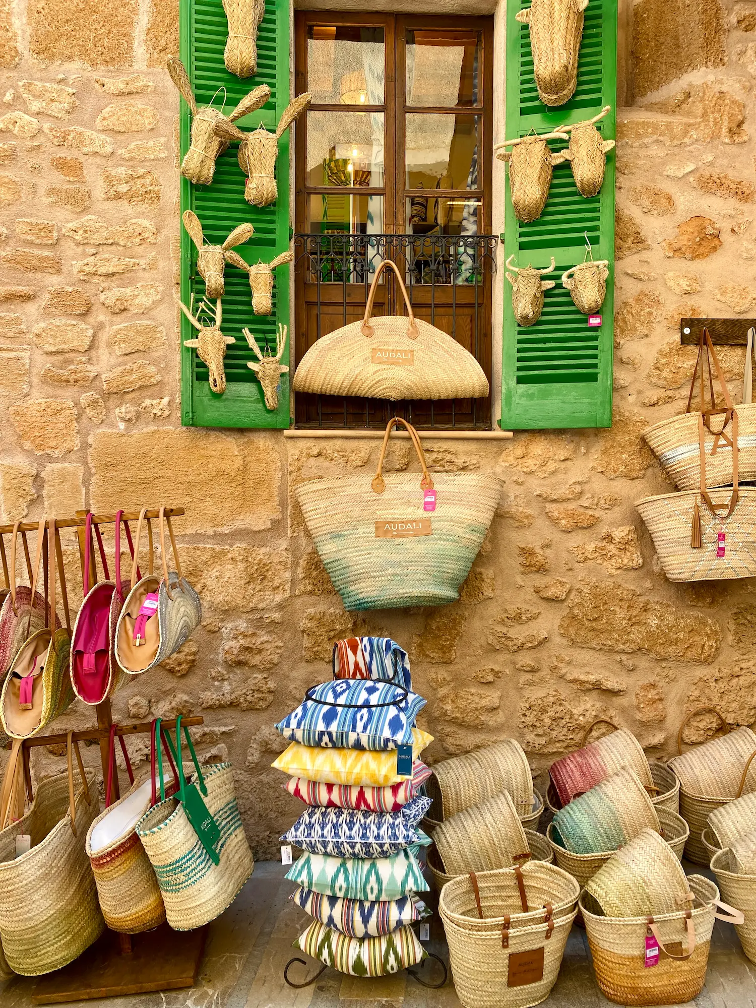 Where to shop in Alcúdia - View Mallorca