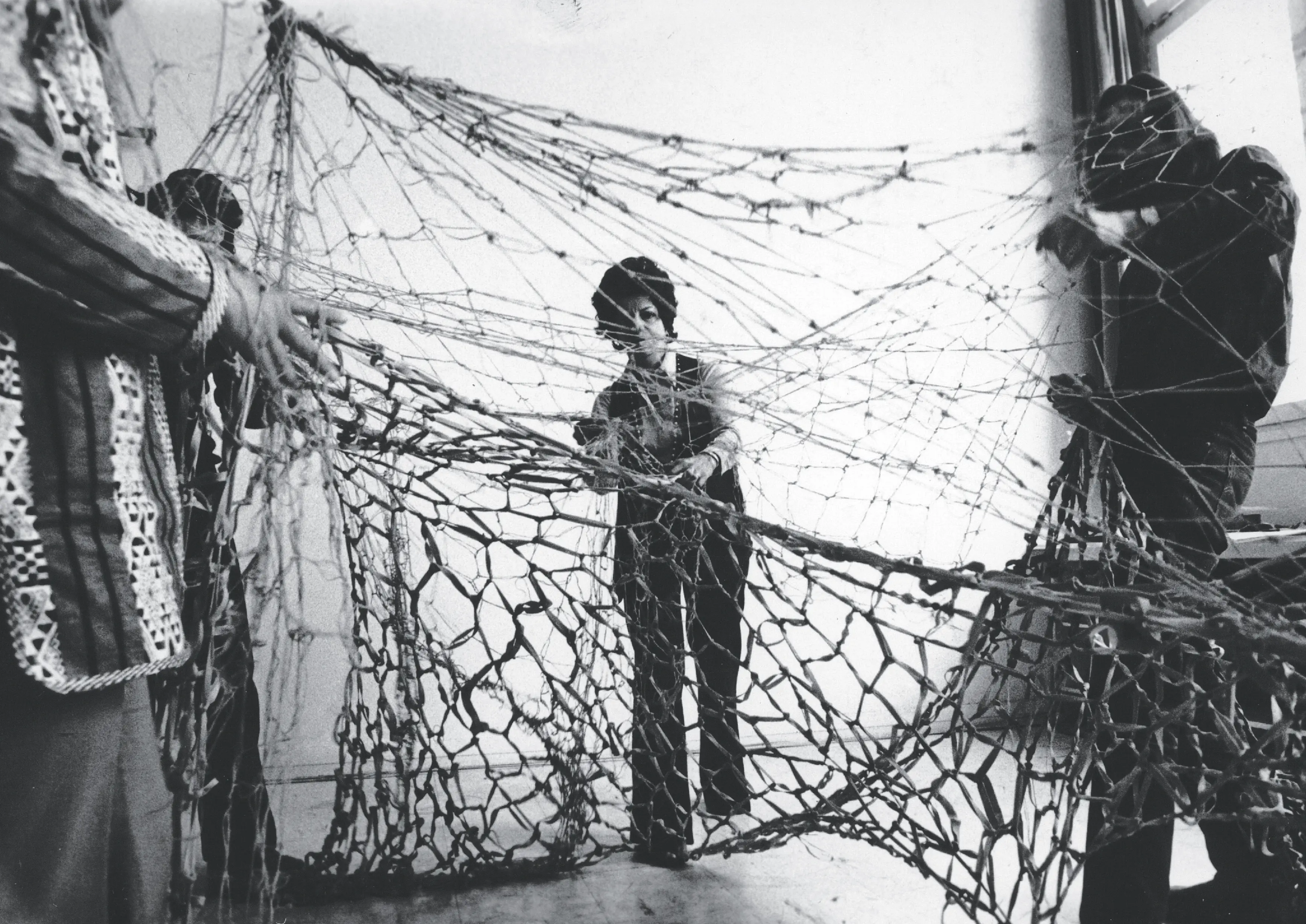 Lygia Clark, Rede de Elástico, 1974. Photo: Patrice Morere. Courtesy of 'O Mundo de Lygia Clark' Cultural Association.