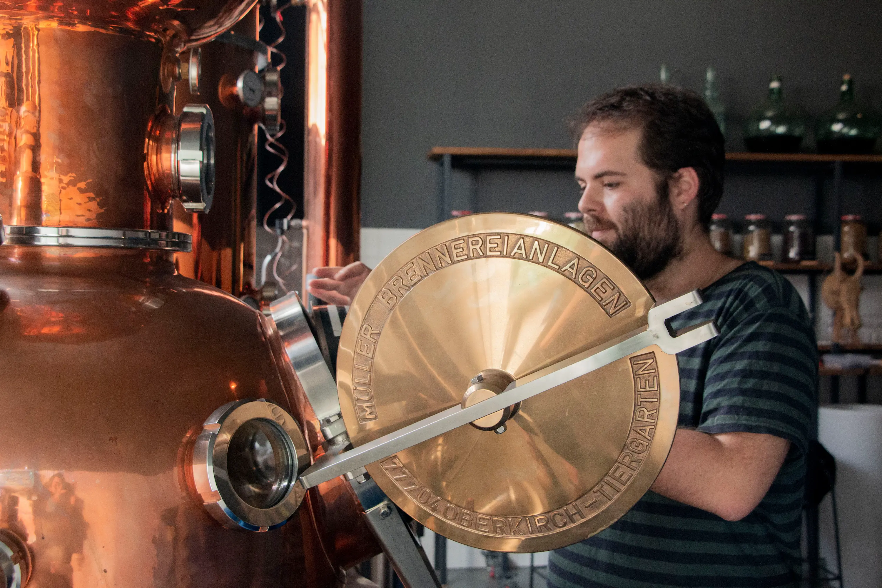 Above image: Cabraboc; Opening image: Gin Eva