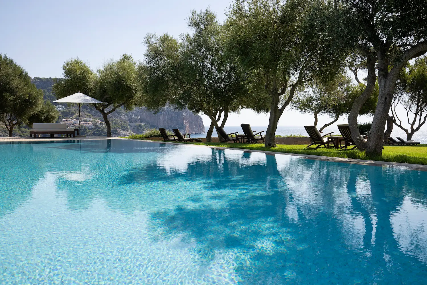 The pool at Can Simoneta