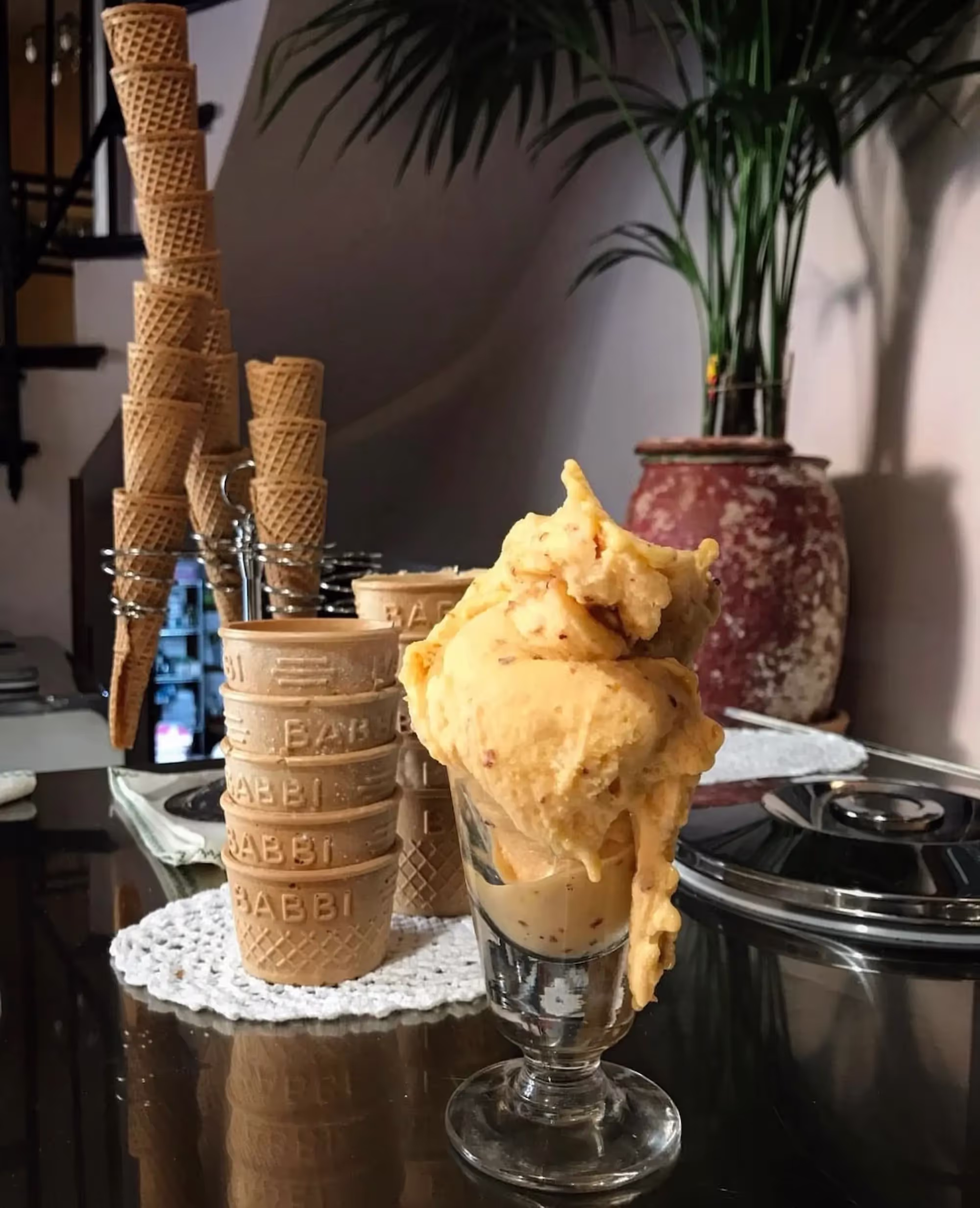 Mr. McCoy's Island Ices, Soller