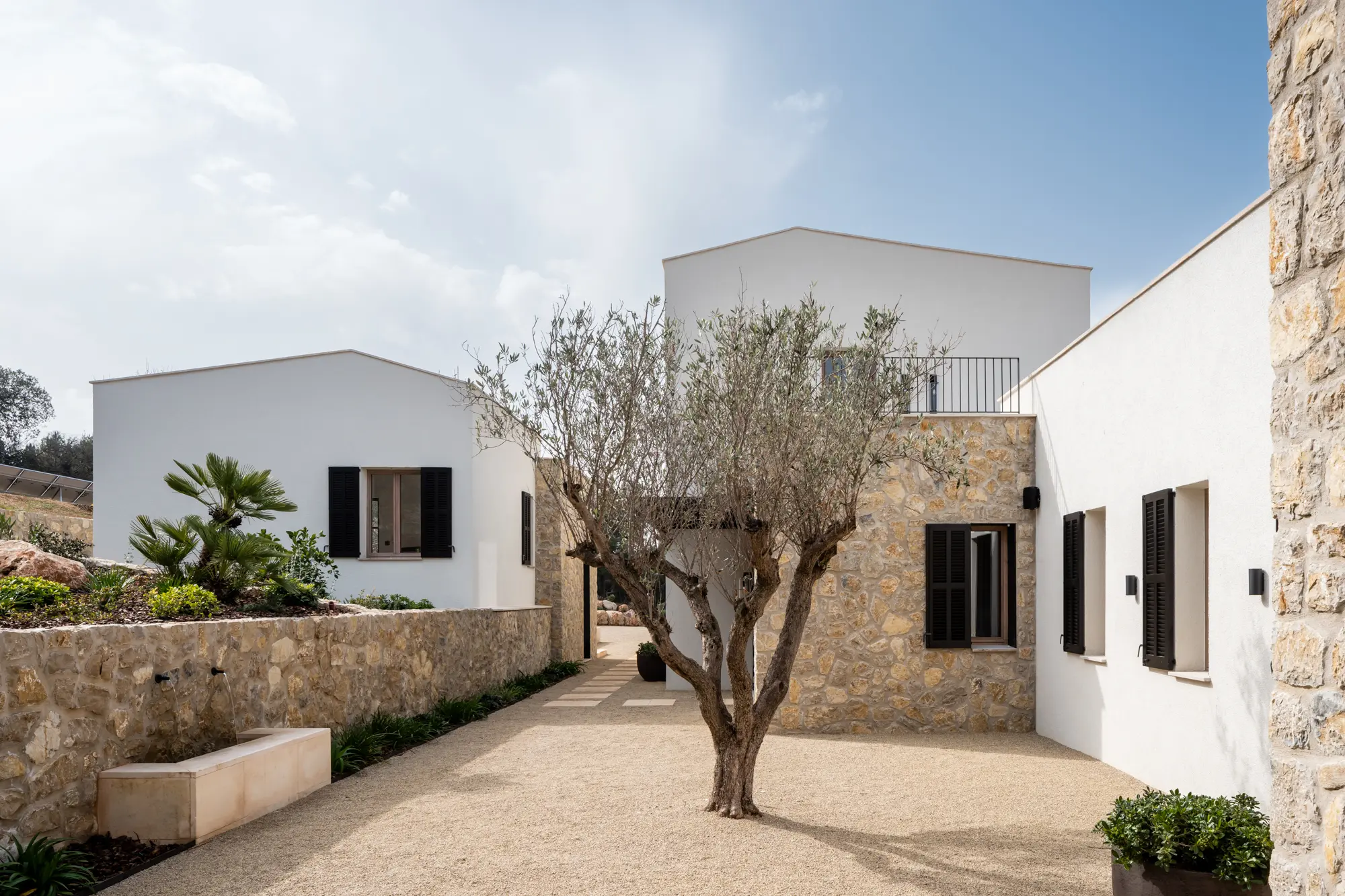 House in Bunyola, Photo courtesy of Dos Architects