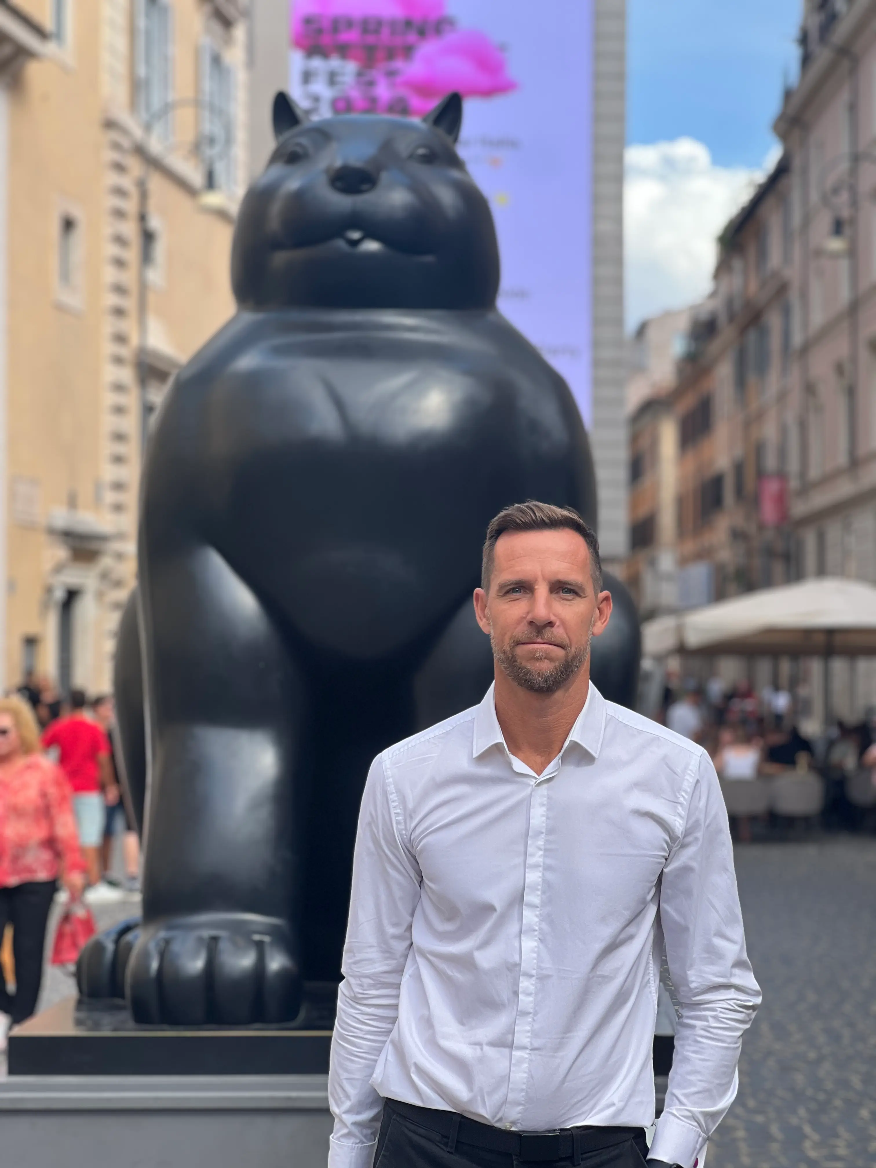 Tavis Wright of Dos Architects - View Mallorca