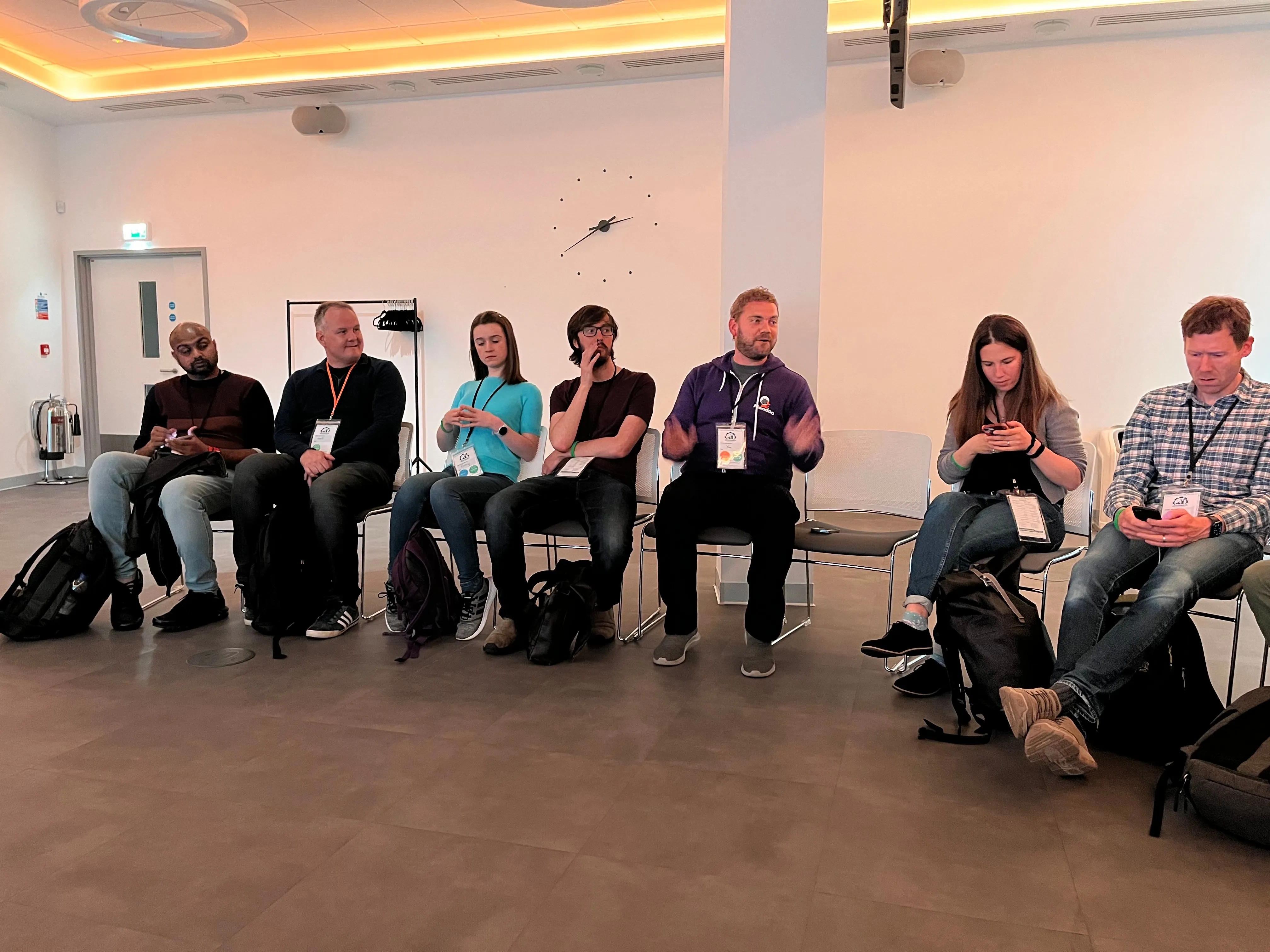 Yvo van Doorn leading an Open Space discussion on shift-left at DevOpsDays Birmingham