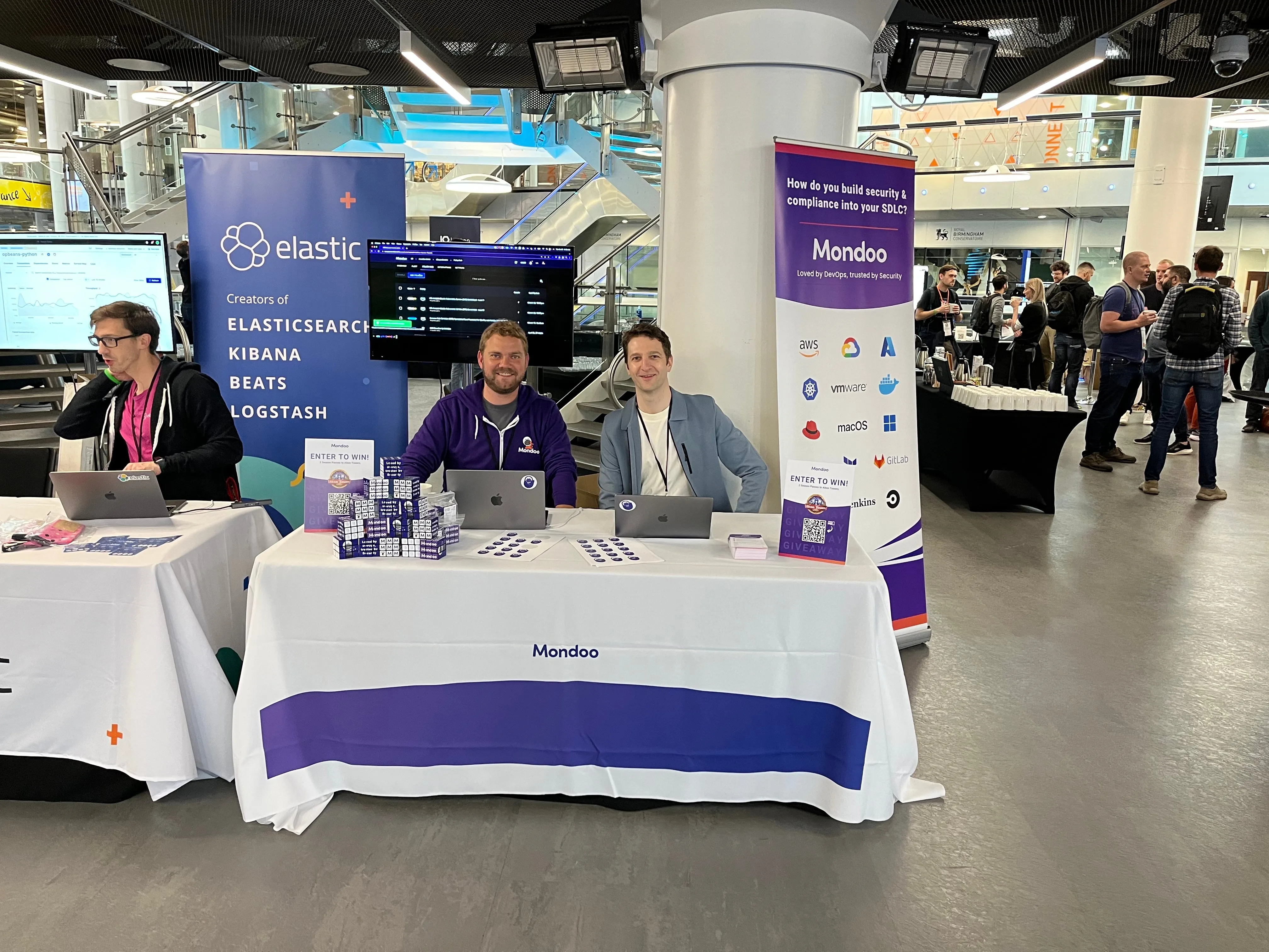 Mondoo stand at DevOpsDays Birmingham UK