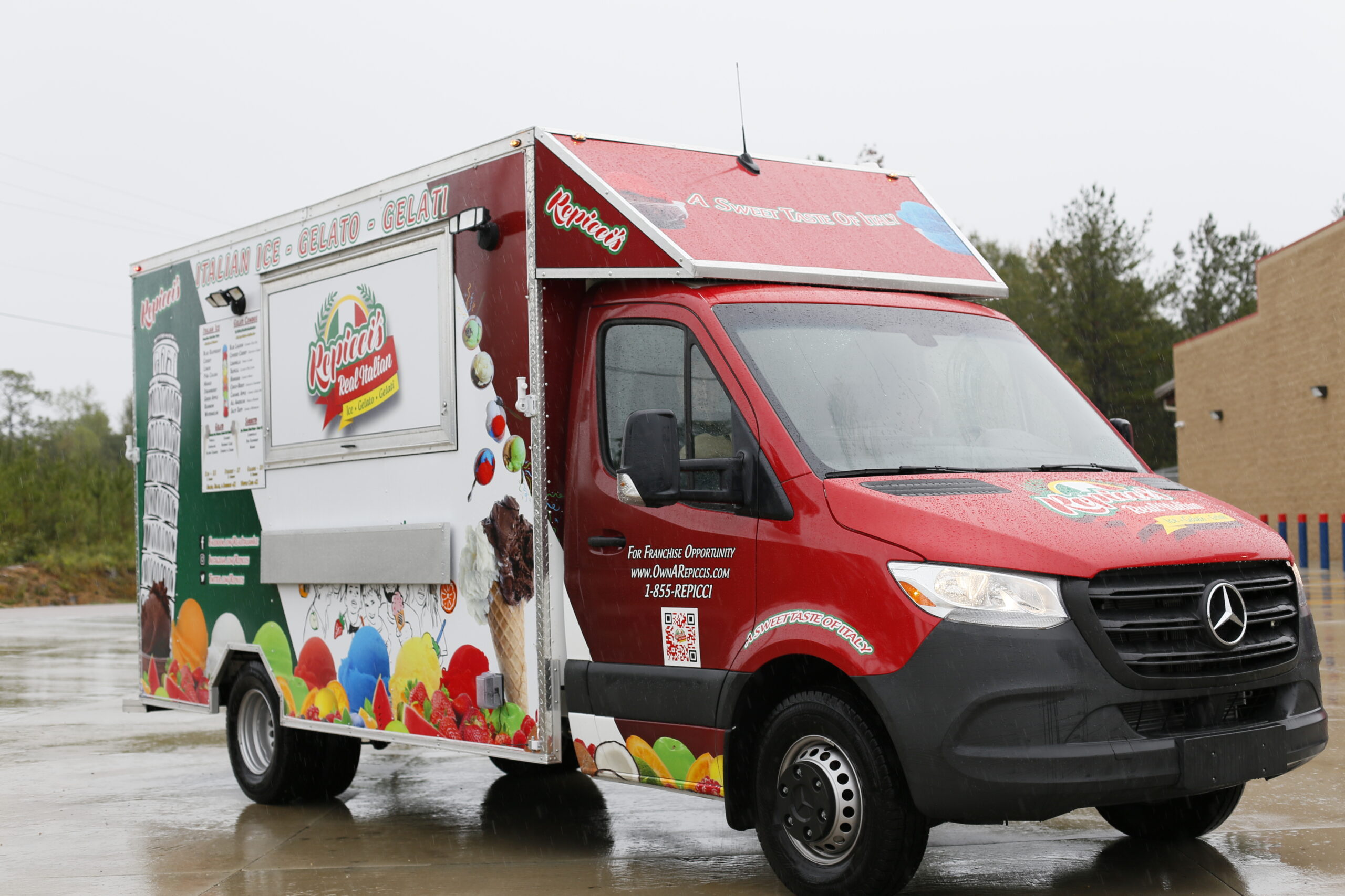 Repicciʼs red and green Italian ice truck with colorful gelato display