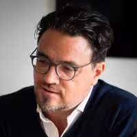 Marc Schulze Square Neuland