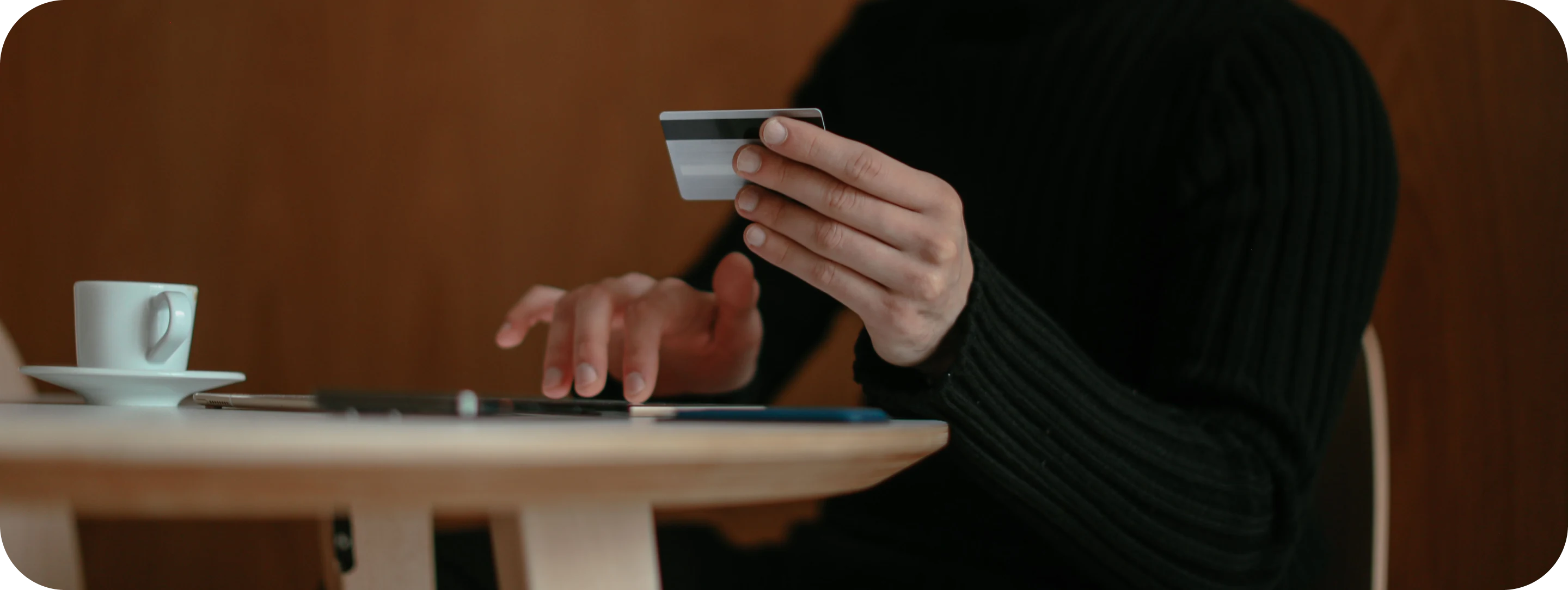 Person comparing scan prices online
