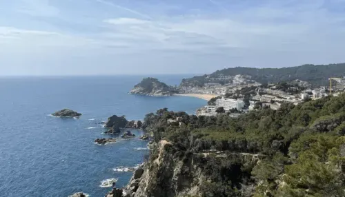 Ocean view with mountains