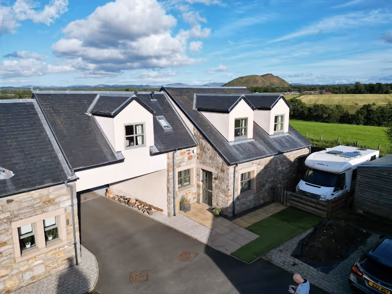 house after soft washing, photo