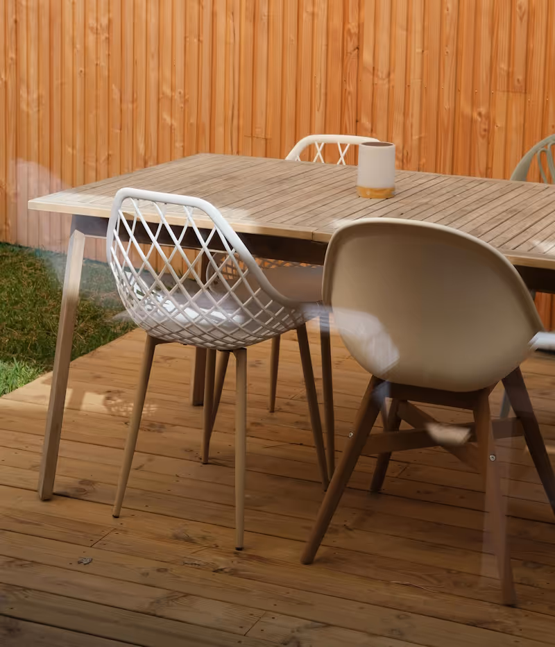 Cleaned decking with table and chairs