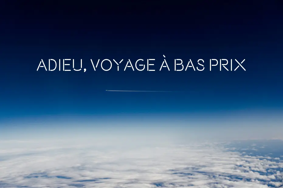 Image d'un avion qui s'éloigne au loin tout comme ton billet à bas prix