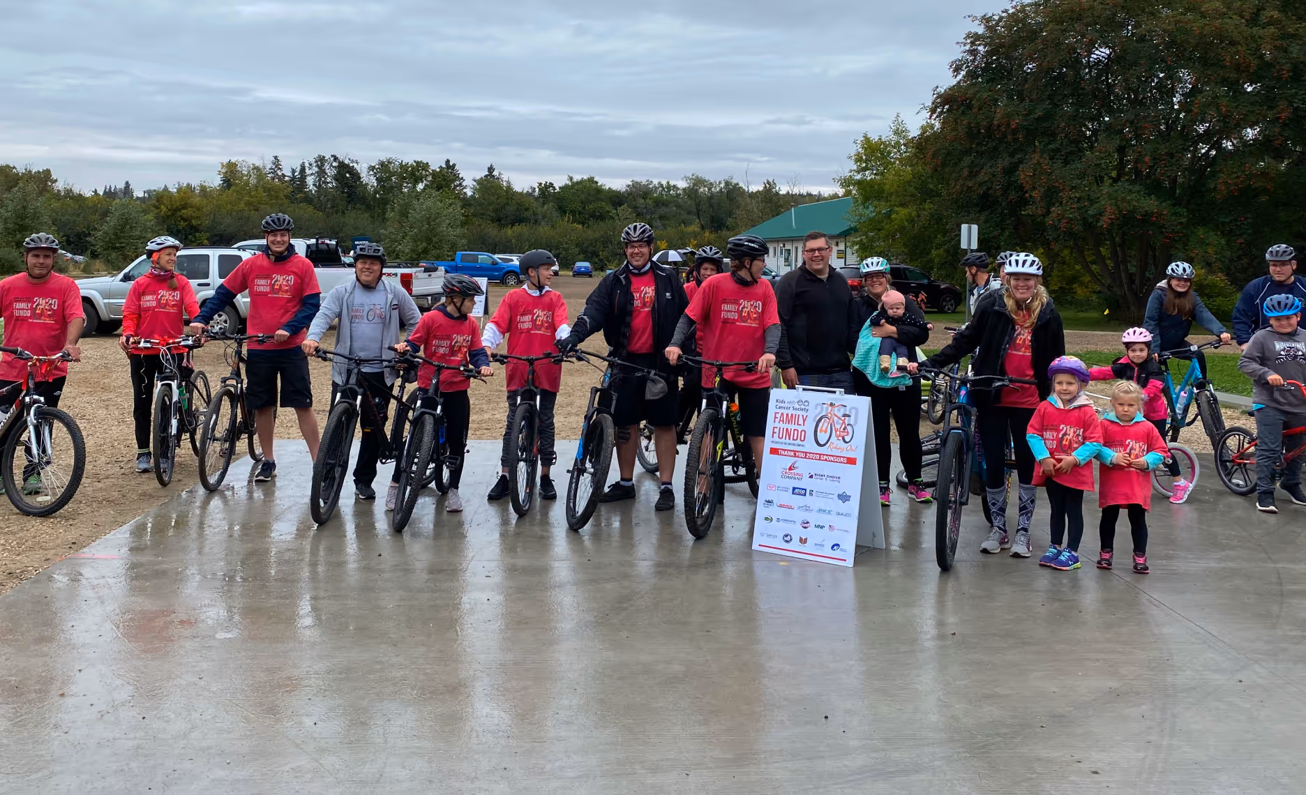 bikers lined up for the family fundo for kids with cancer society