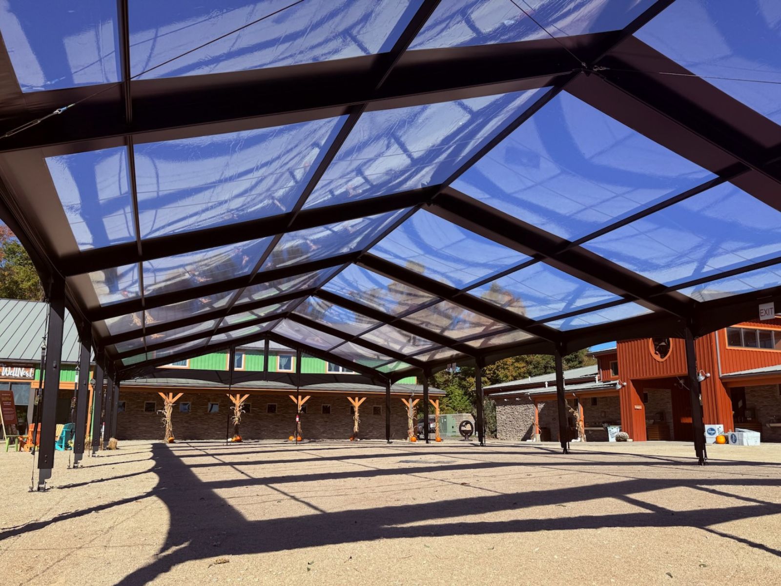 Frame vs. Pole Tents: How to Choose the Right Style for Your Event