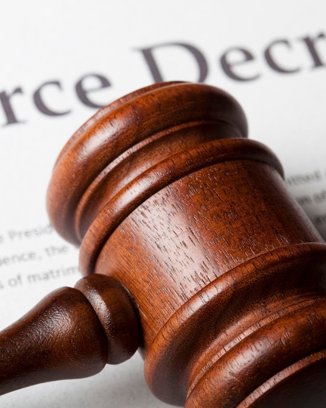 Mediation vs. Trial in an Alabama Divorce: What to Expect, What’s Binding, and How to Prepare