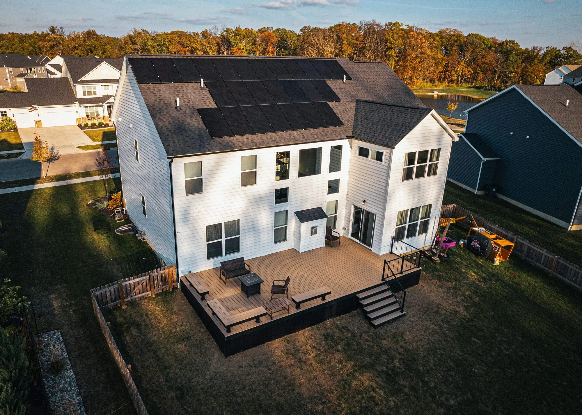 Sierra, Erica Deck - Photo